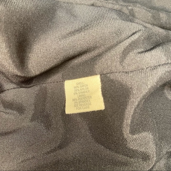 Elizabeth and James Blazer Size 10 - Picture 6 of 9